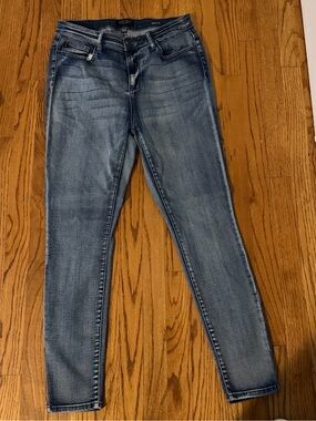 Judy Blue Faded Blue Stretch Skinny Jeans